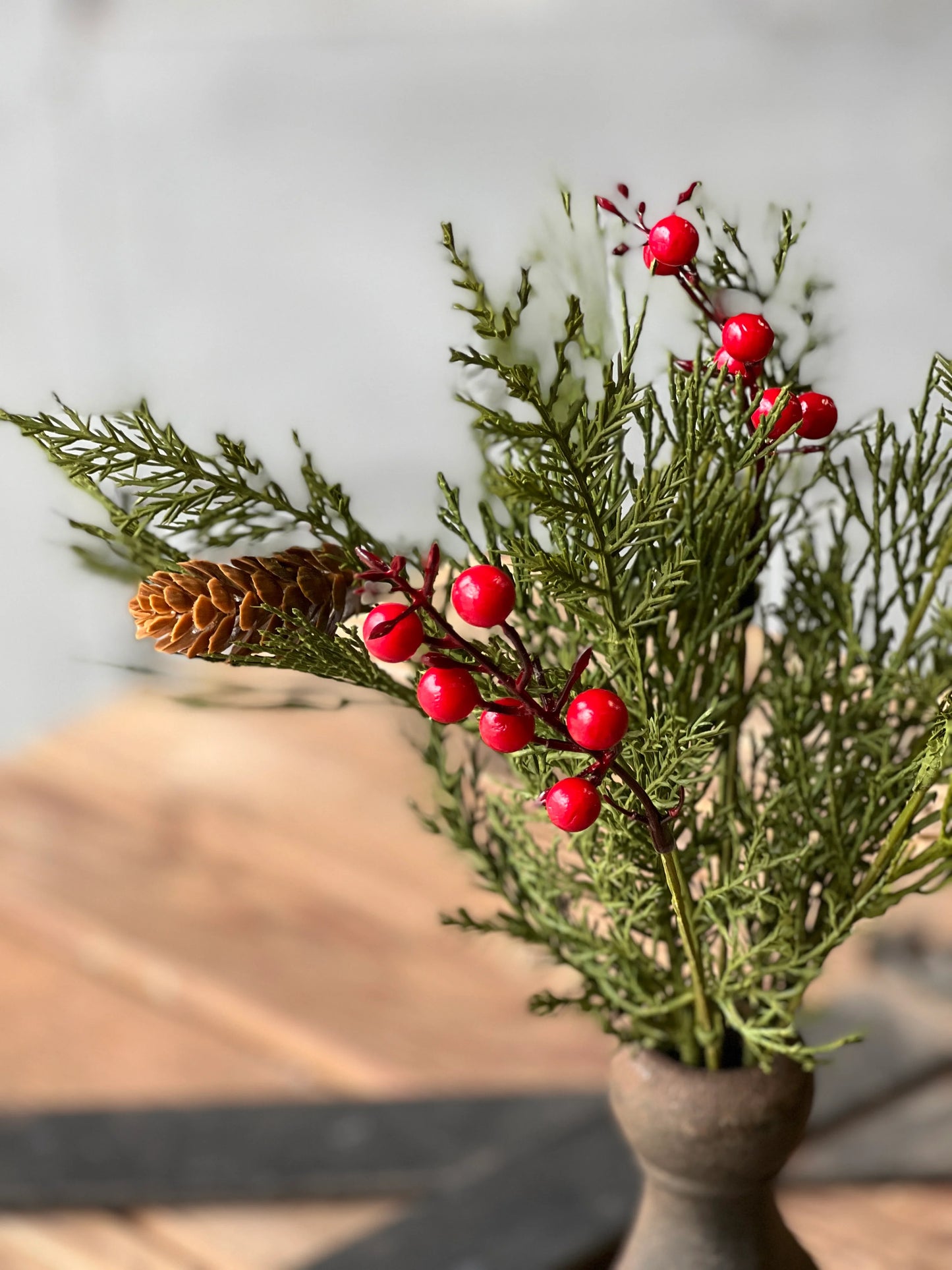 Alpine w/ Berries Pick | 14"