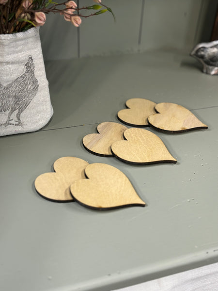Set of 6 | Small Heart Shaped Wooden Blanks |
