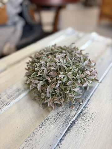 Shiloh Leaves Half Sphere | 8" |