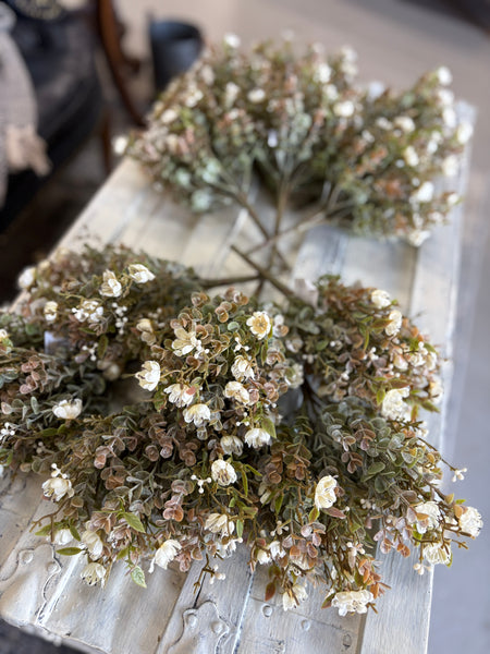 11" Chalice Blooms Bush | Cream |