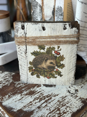 White Distressed Block - Hedgehog