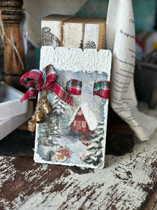 Snowy Cabin Christmas Decor