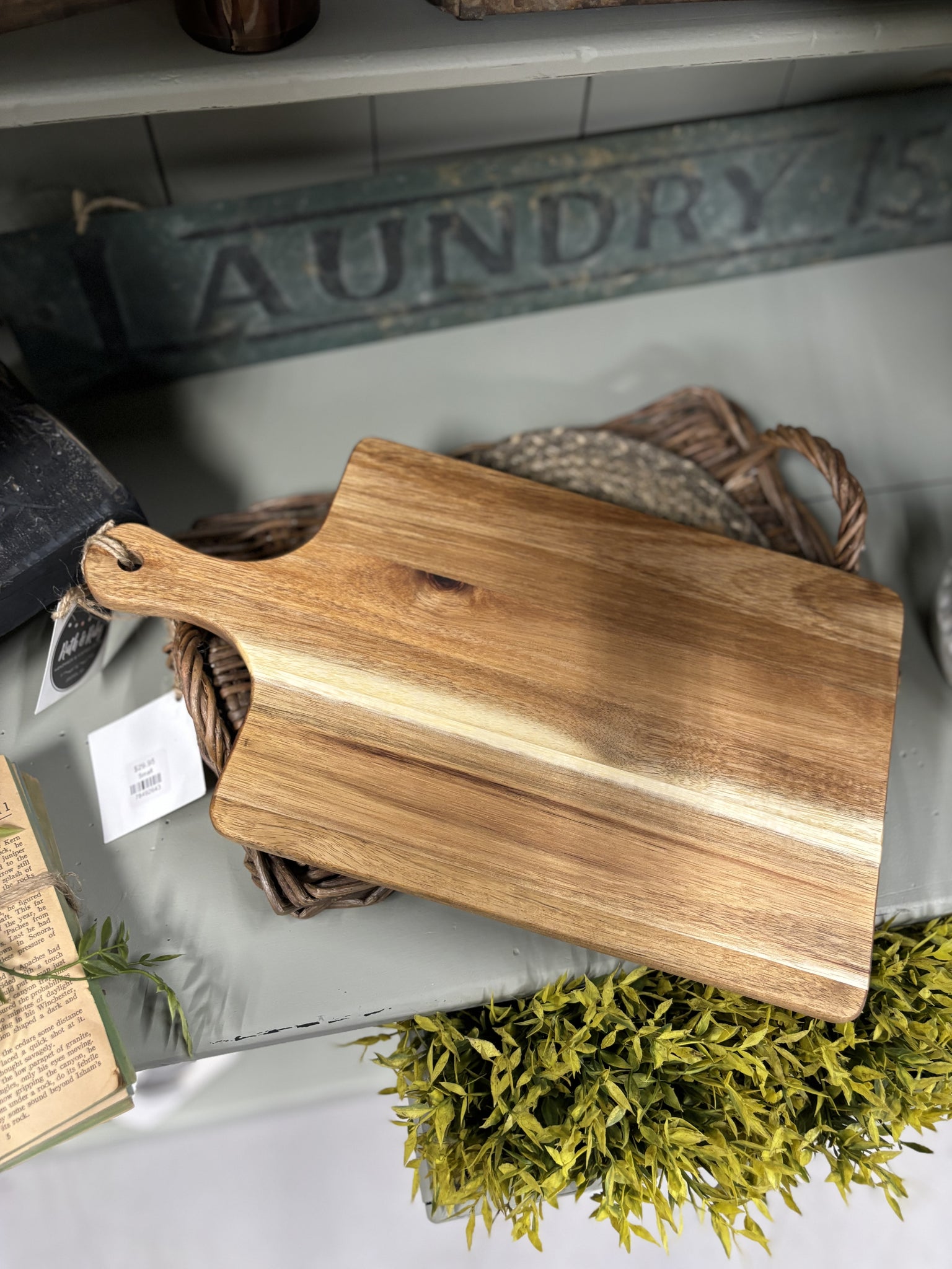Personalized Acacia Cutting Board | 16" by 9"