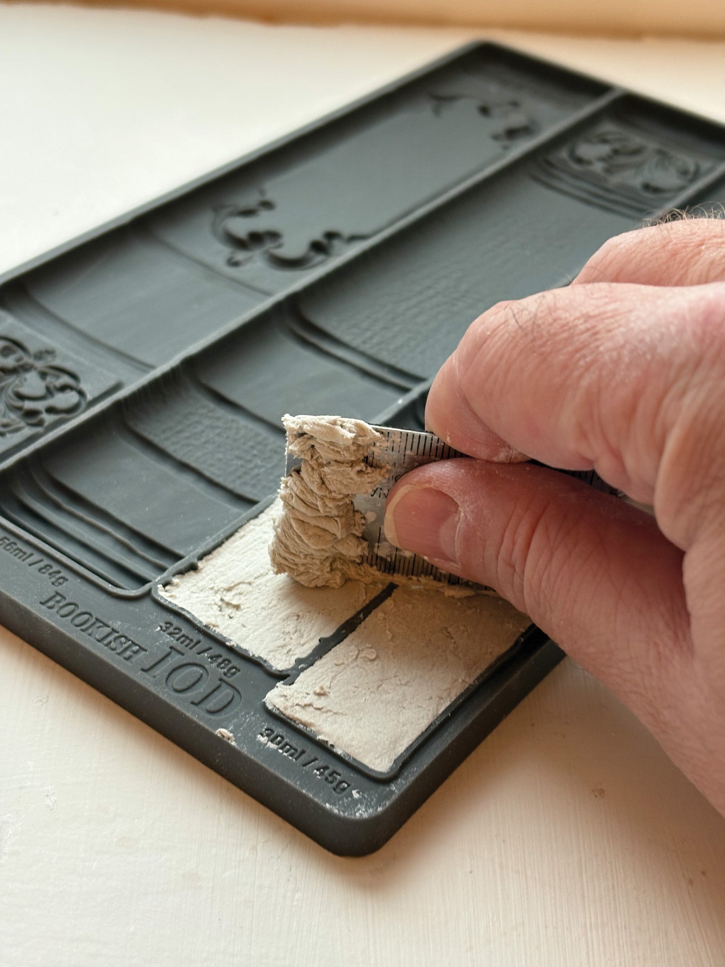Bookish IOD Mould | 6” x 10”