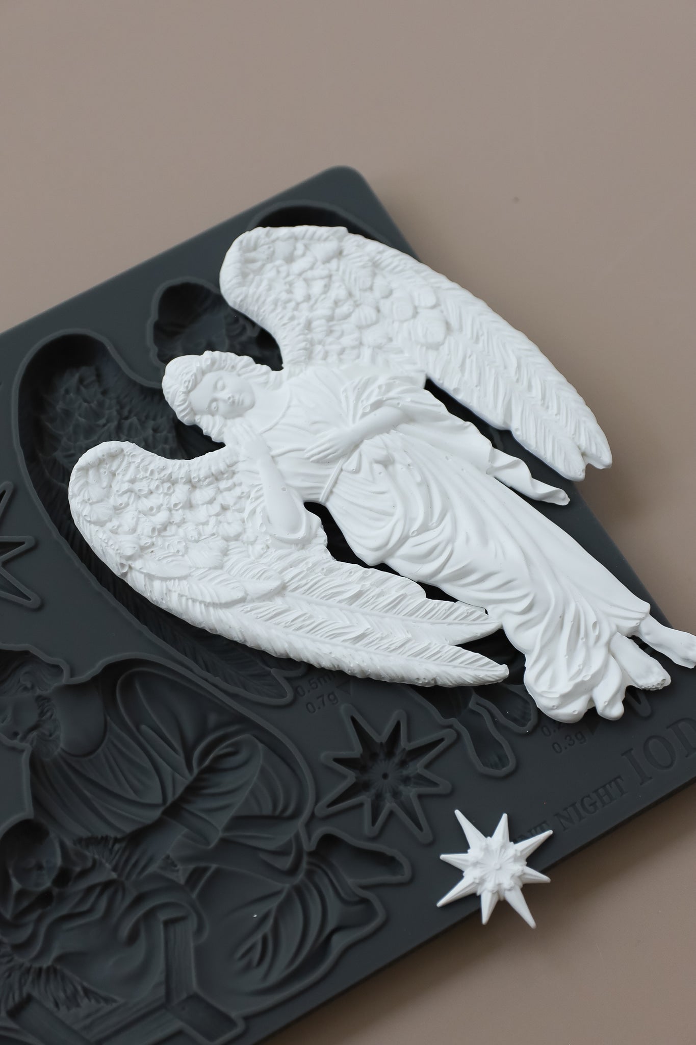 Silent Night 6x10 IOD Mould™