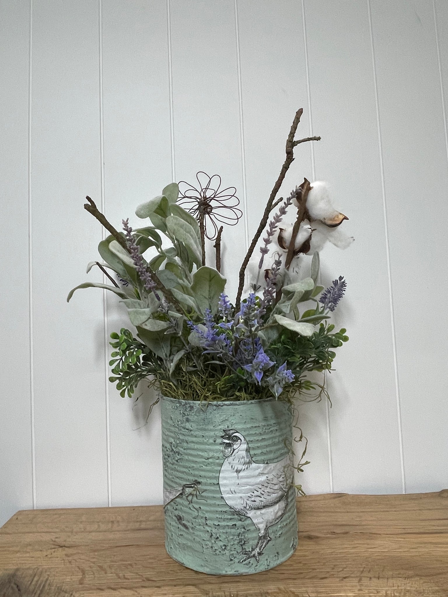 Floral Arrangement w/ Chicken Transfer