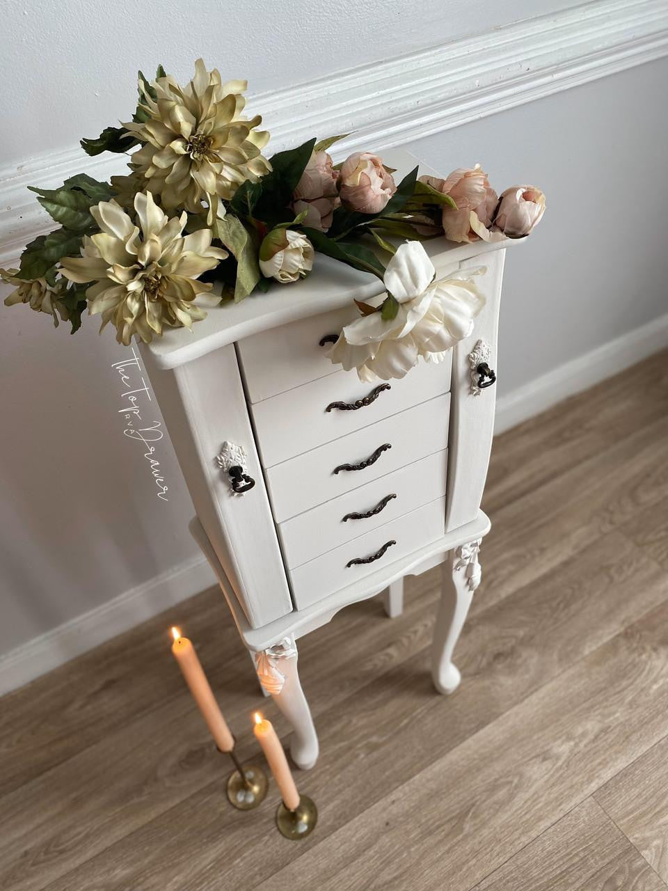 Magnolia Chalk Mineral Paint