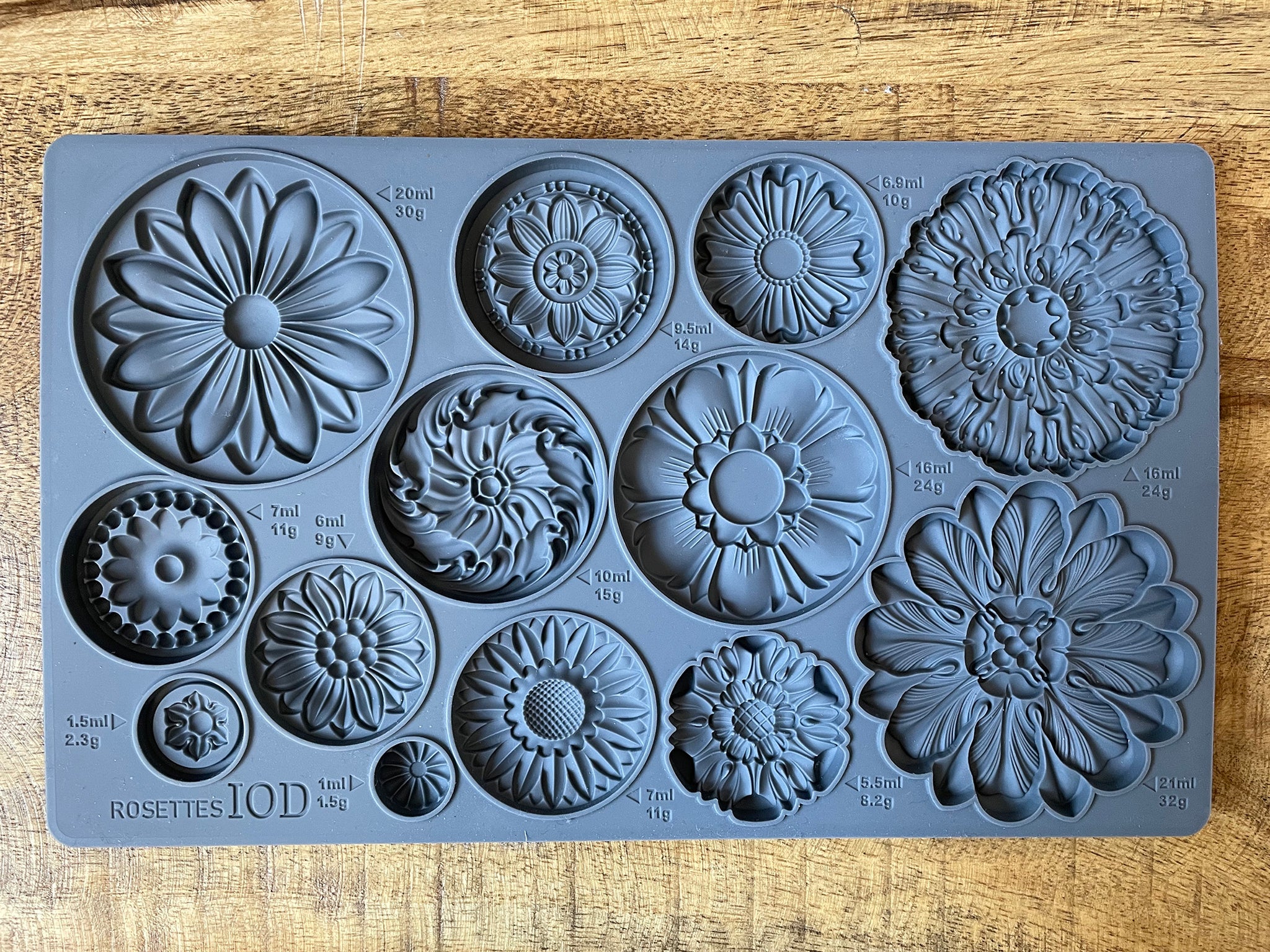 Rosettes 6x10 IOD Moulds