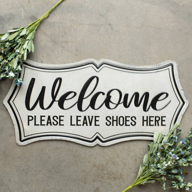 29" LEAVE SHOES HERE SIGN