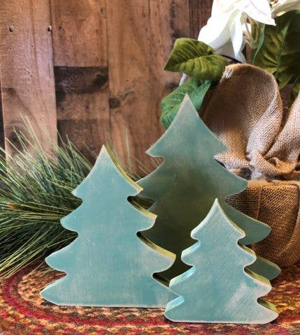 Wood Christmas Tree Sitters - Green