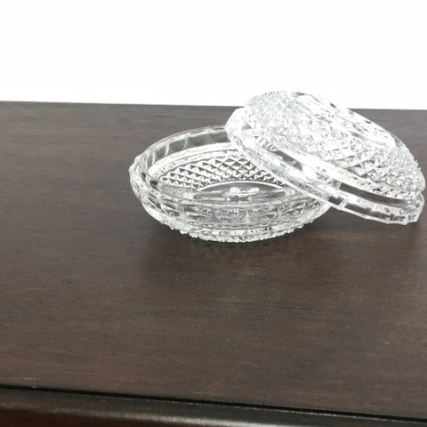 Glass ring holder